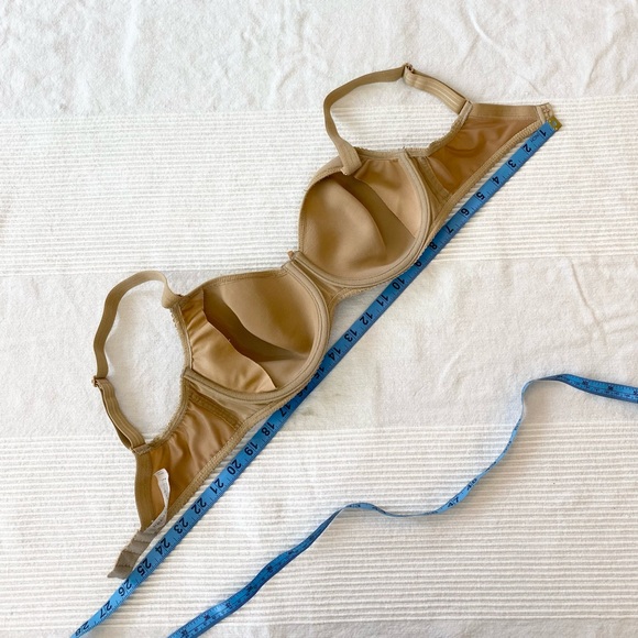 PrimaDonna Satin Seamless Non Padded Bra - Picture 6 of 10